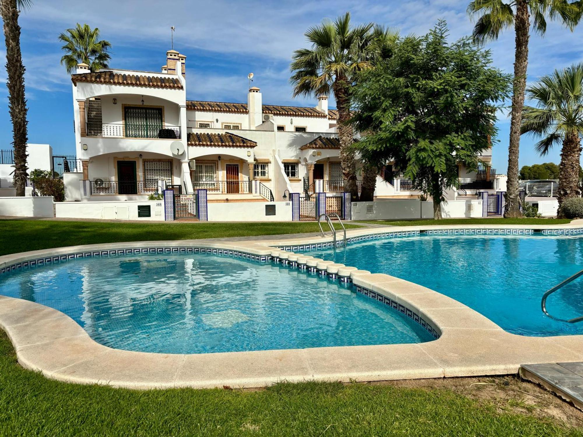 Casa Leone In Het Hart Van Villamartin Kültér fotó